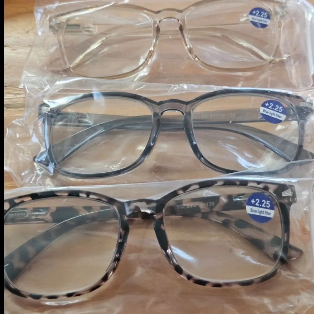 #4 glasses